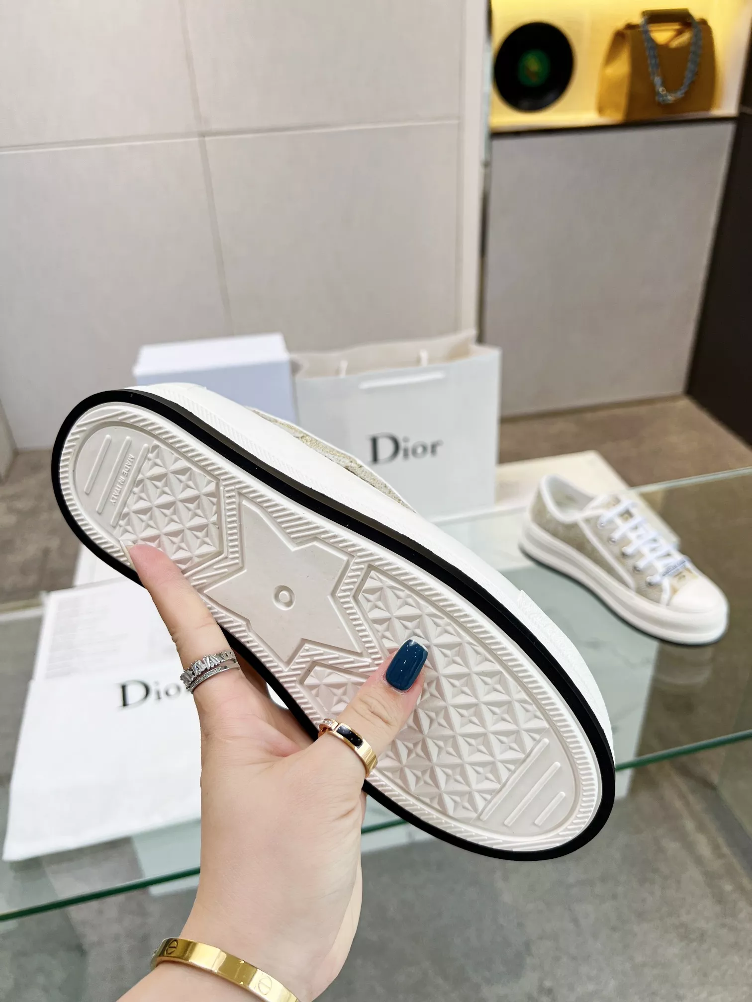 Stylish 4256 Christian Dior Casual Shoes For Women