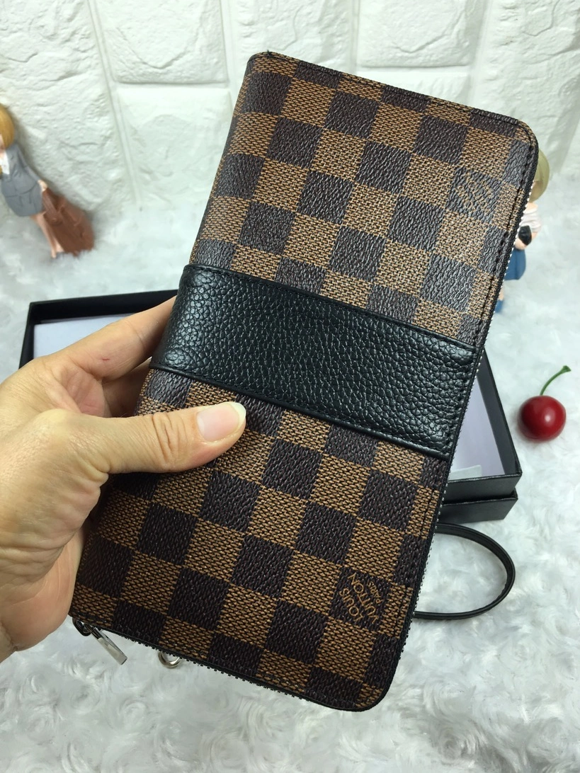 Stylish 4329 Louis Vuitton AAA Man Wallets
