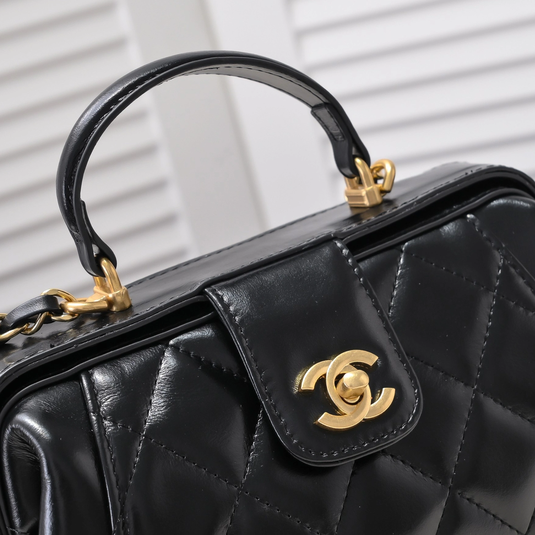 Stylish 4331 Chanel AAA Quality Messenger Bags