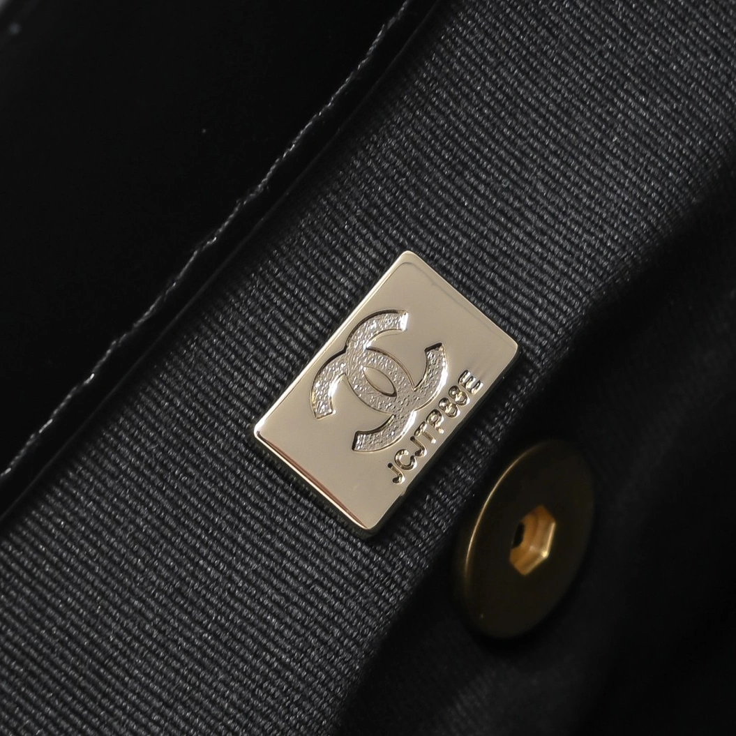 Stylish 4331 Chanel AAA Quality Messenger Bags