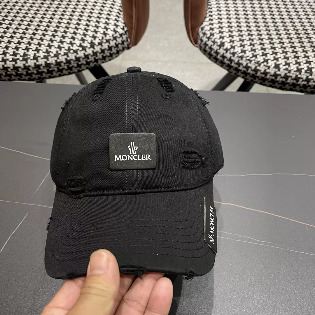 Stylish 4430 Moncler Caps