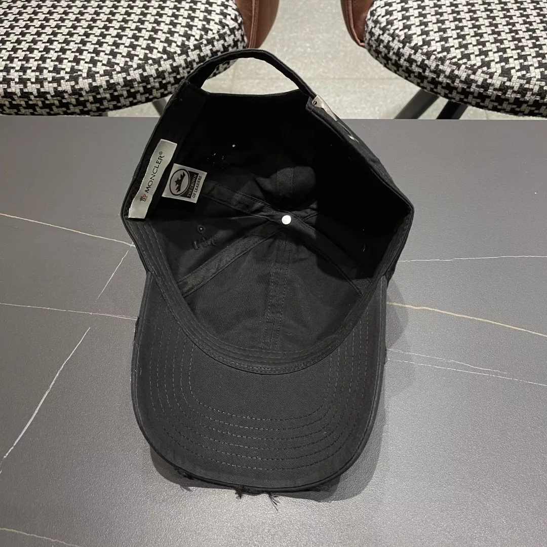 Stylish 4430 Moncler Caps