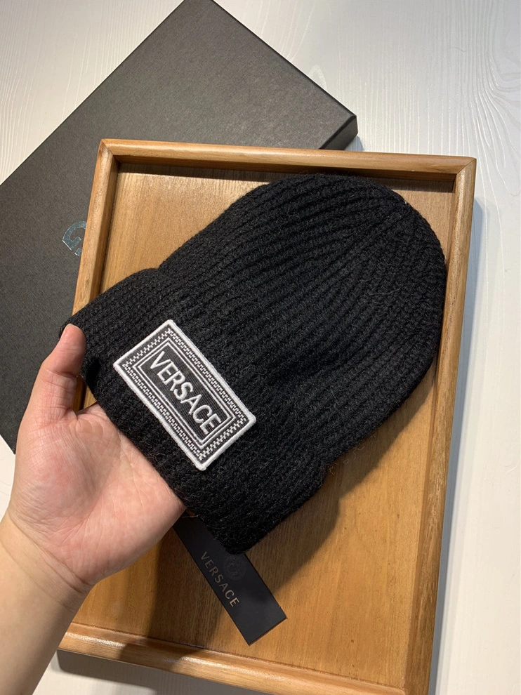 Stylish 4440 Versace Woolen Hats