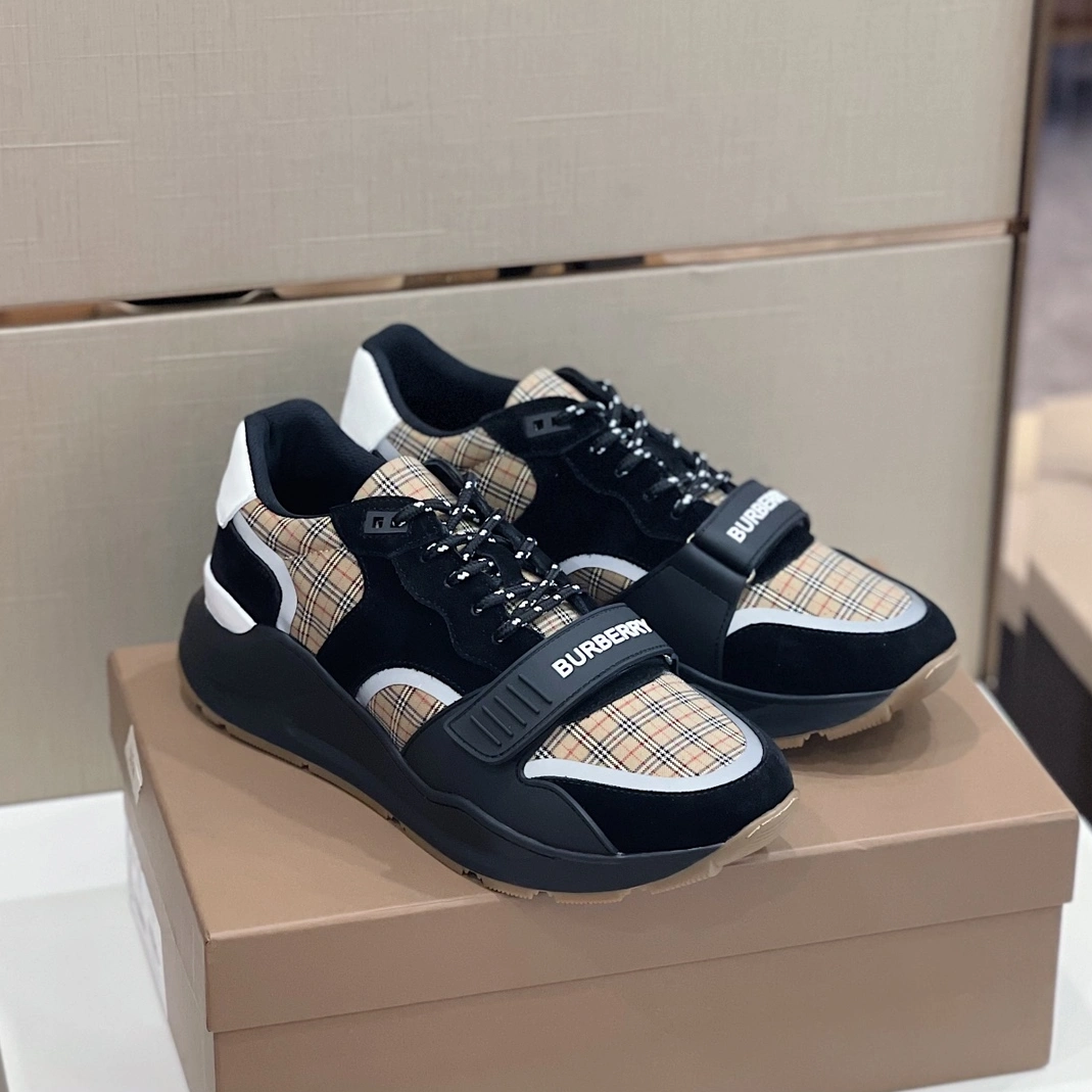 Stylish 4509 Burberry Casual Shoes For Men