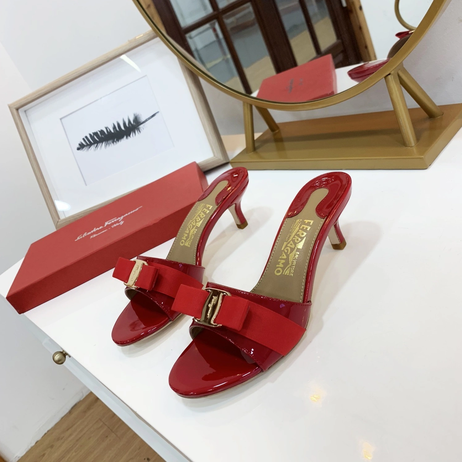 Stylish 4562 Salvatore Ferragamo Slippers For Women