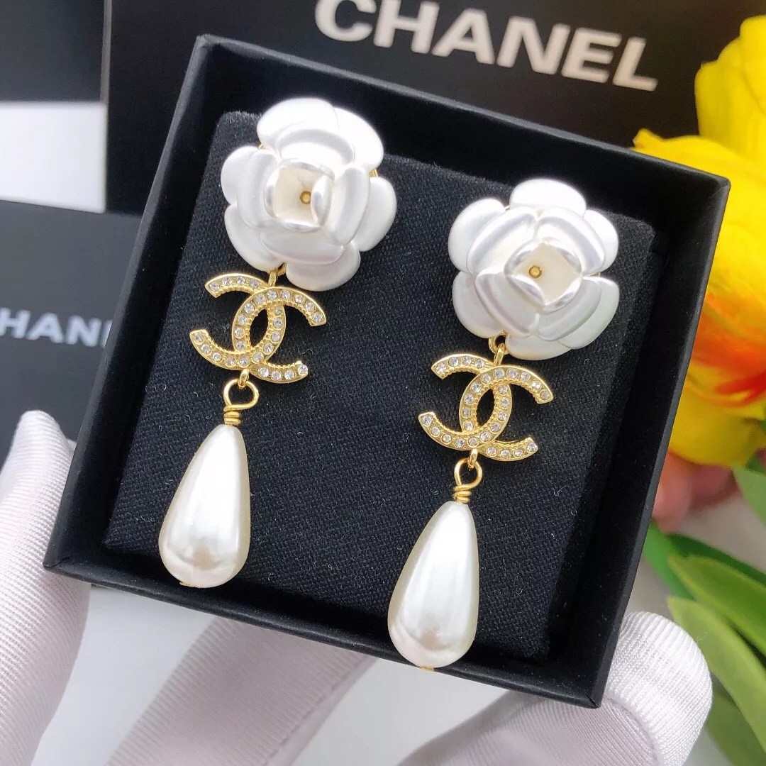 Stylish 4610 Chanel Earrings For Women