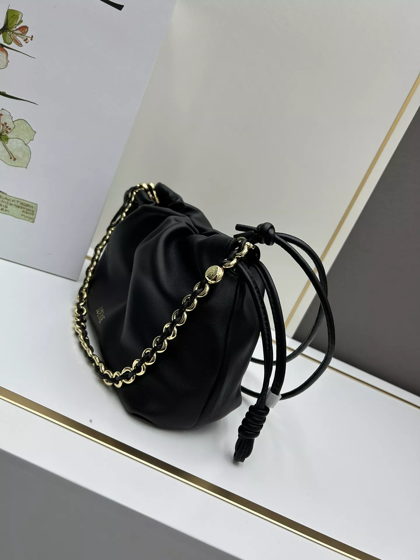 Stylish 462 LOEWE AAA Quality Shoulder Bags For Women
