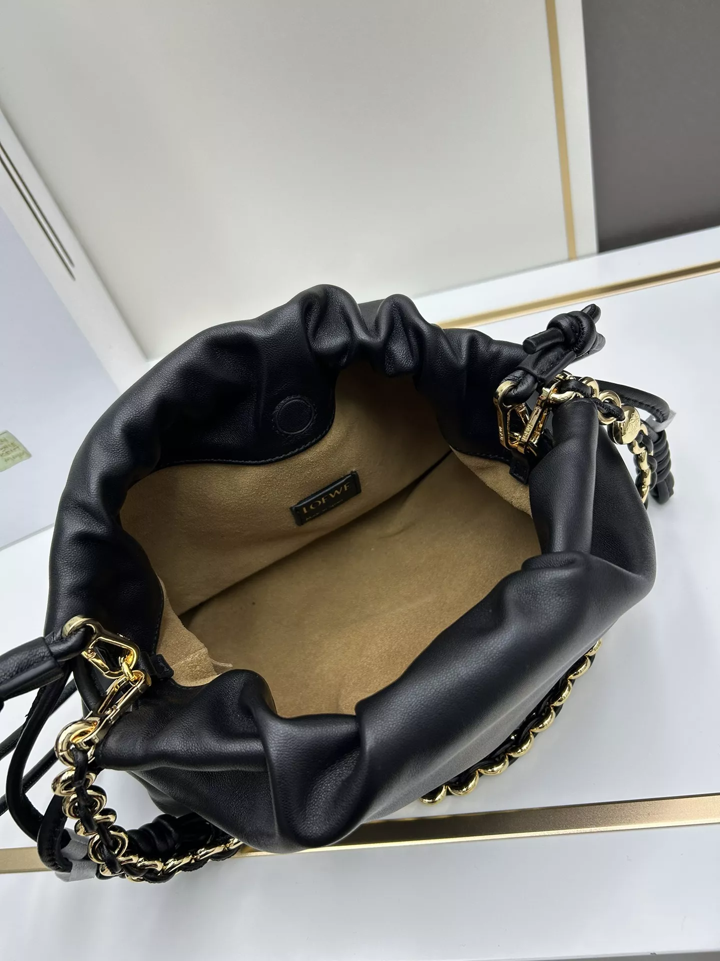 Stylish 462 LOEWE AAA Quality Shoulder Bags For Women