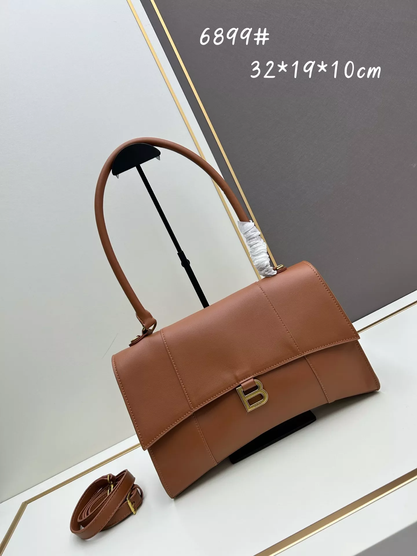 Stylish 4653 Balenciaga AAA Quality Shoulder Bags For Women