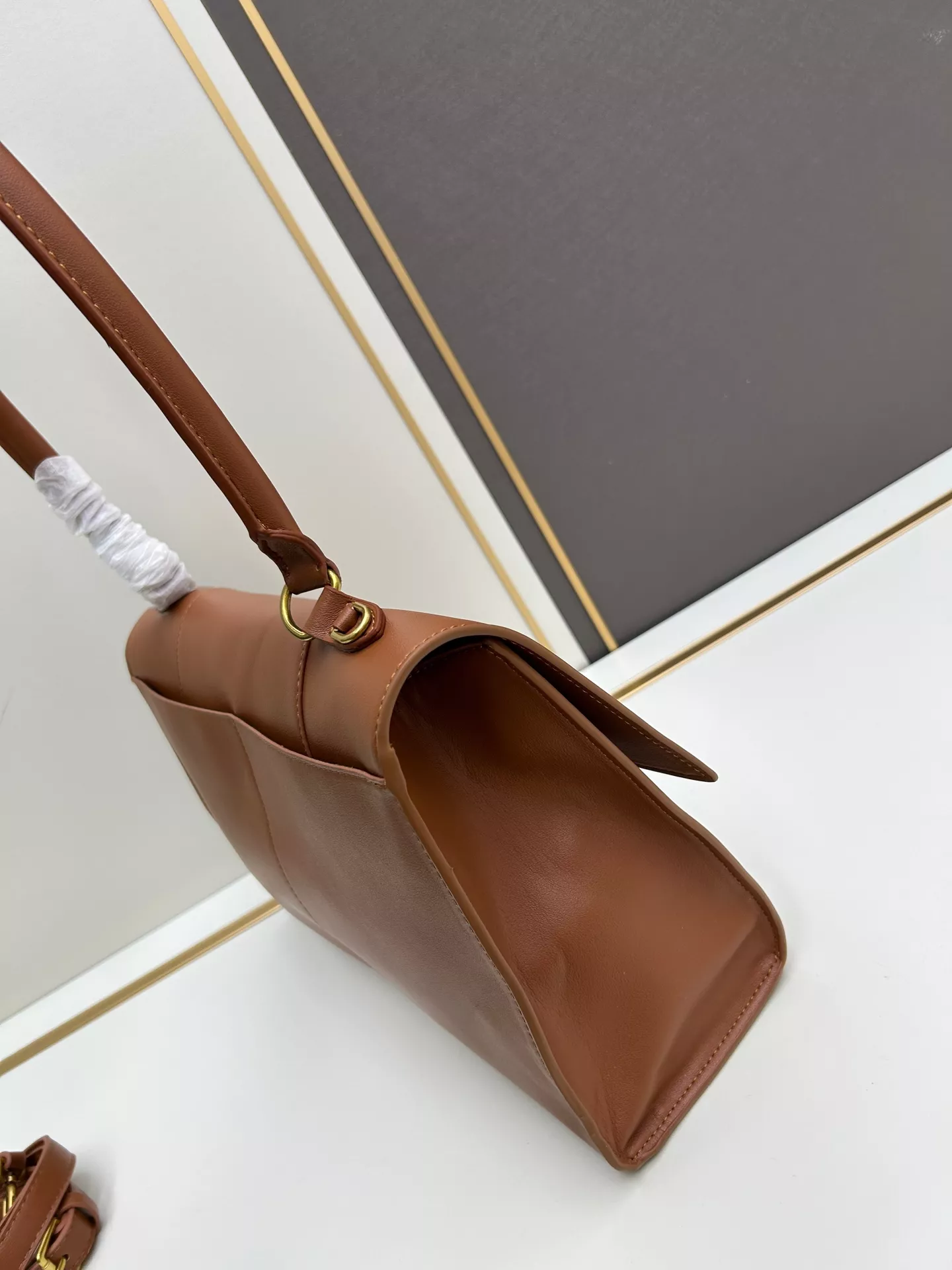 Stylish 4653 Balenciaga AAA Quality Shoulder Bags For Women