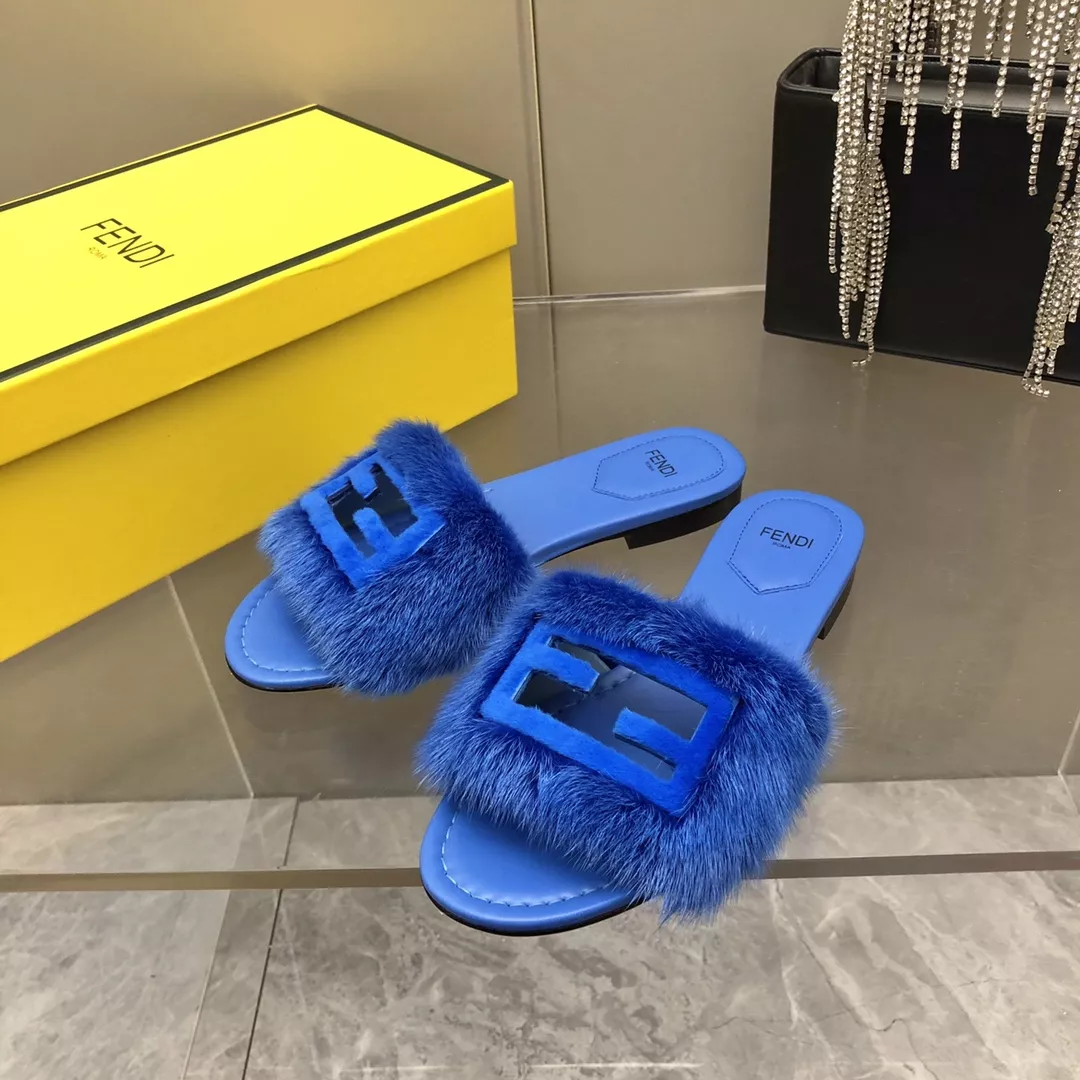 Stylish 4878 Fendi Slippers For Women
