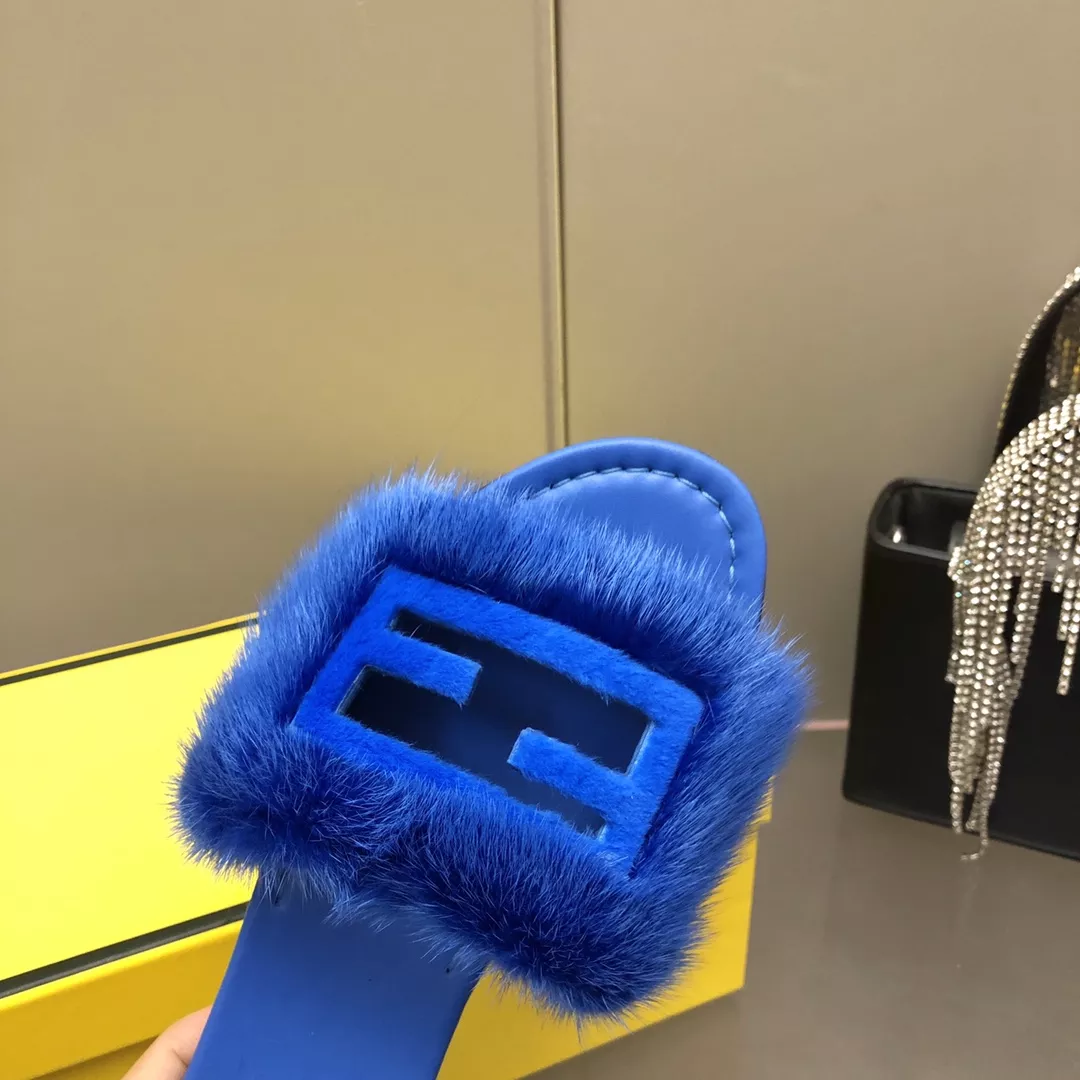 Stylish 4878 Fendi Slippers For Women