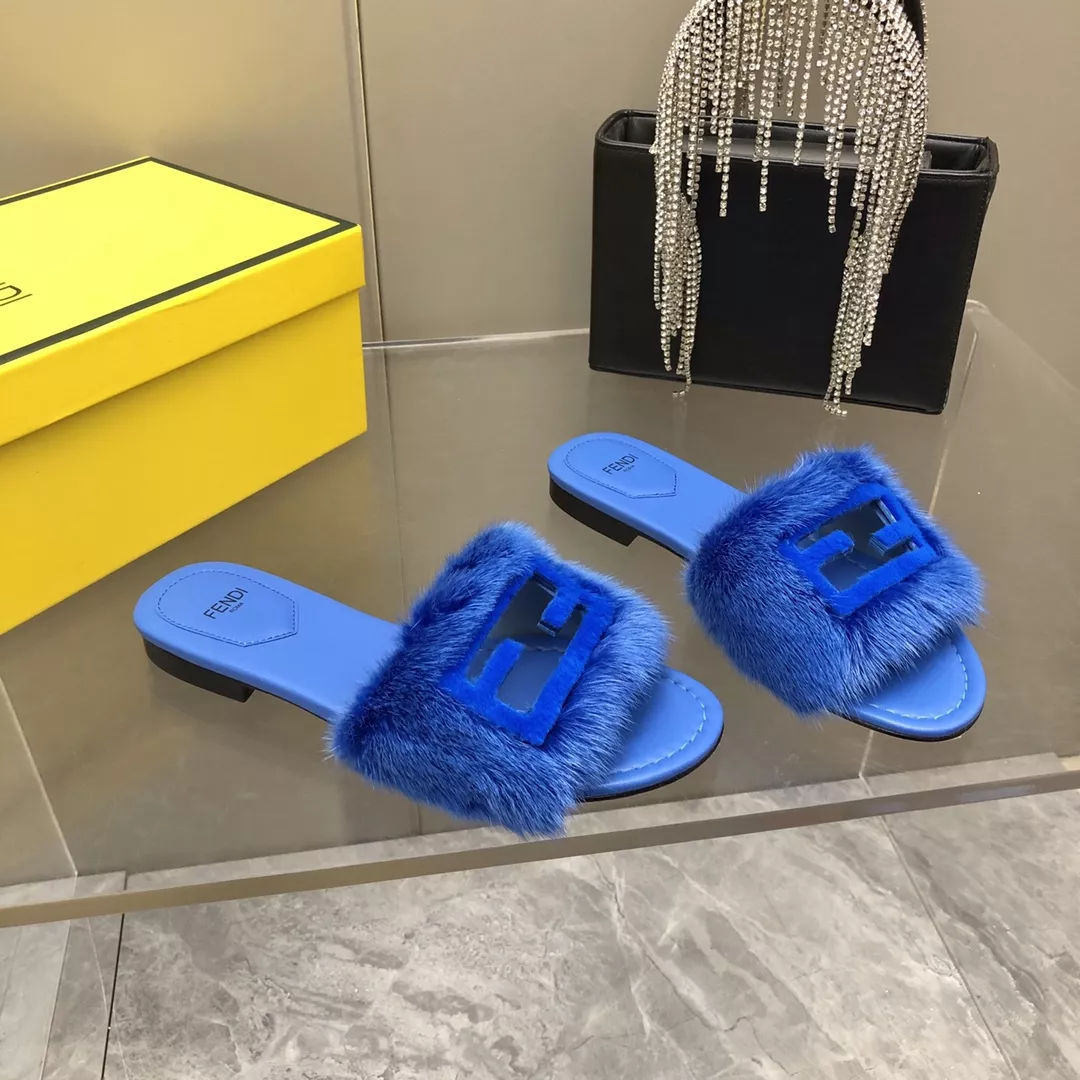 Stylish 4878 Fendi Slippers For Women