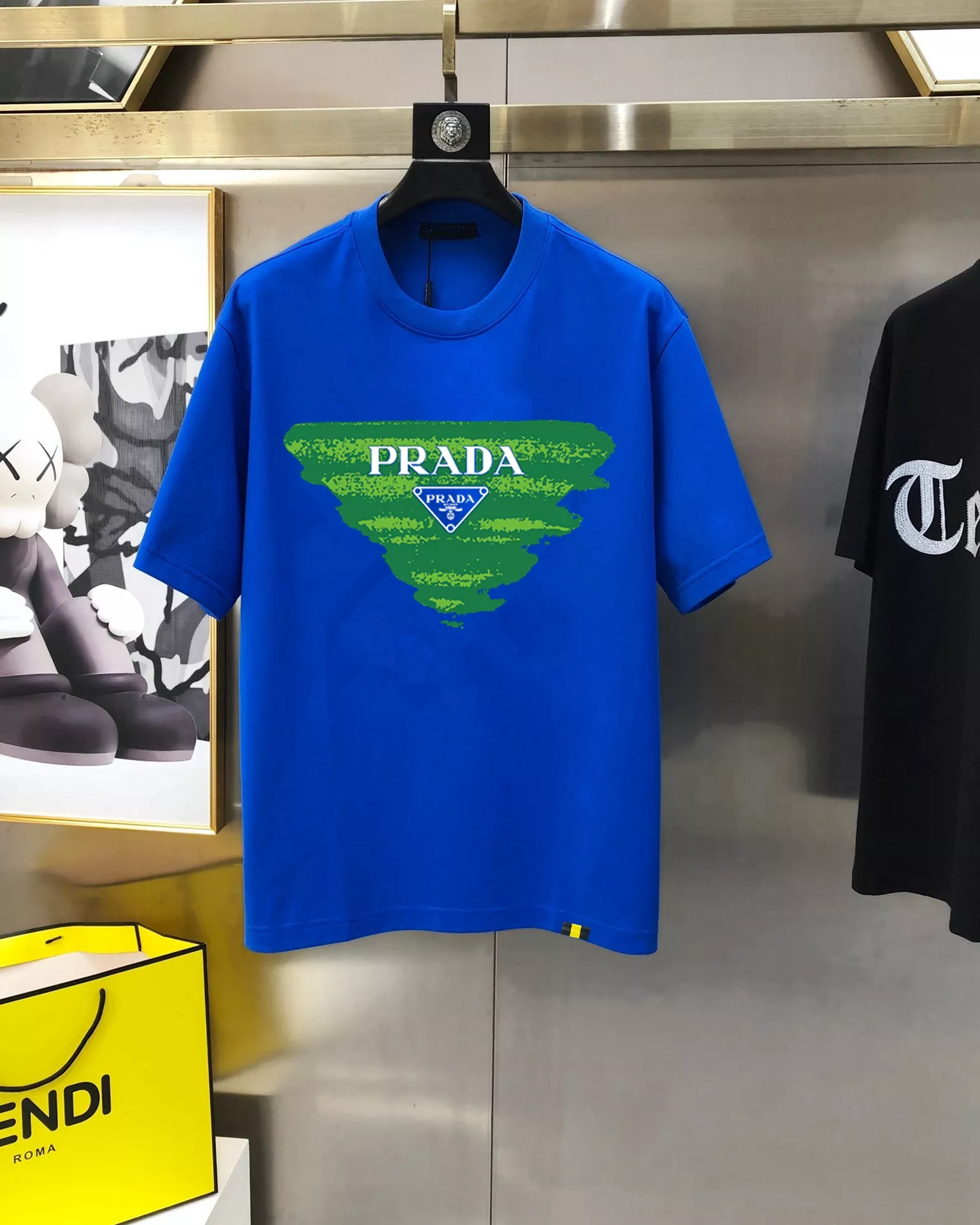 Stylish 4888 Prada T-Shirts Short Sleeved For Men