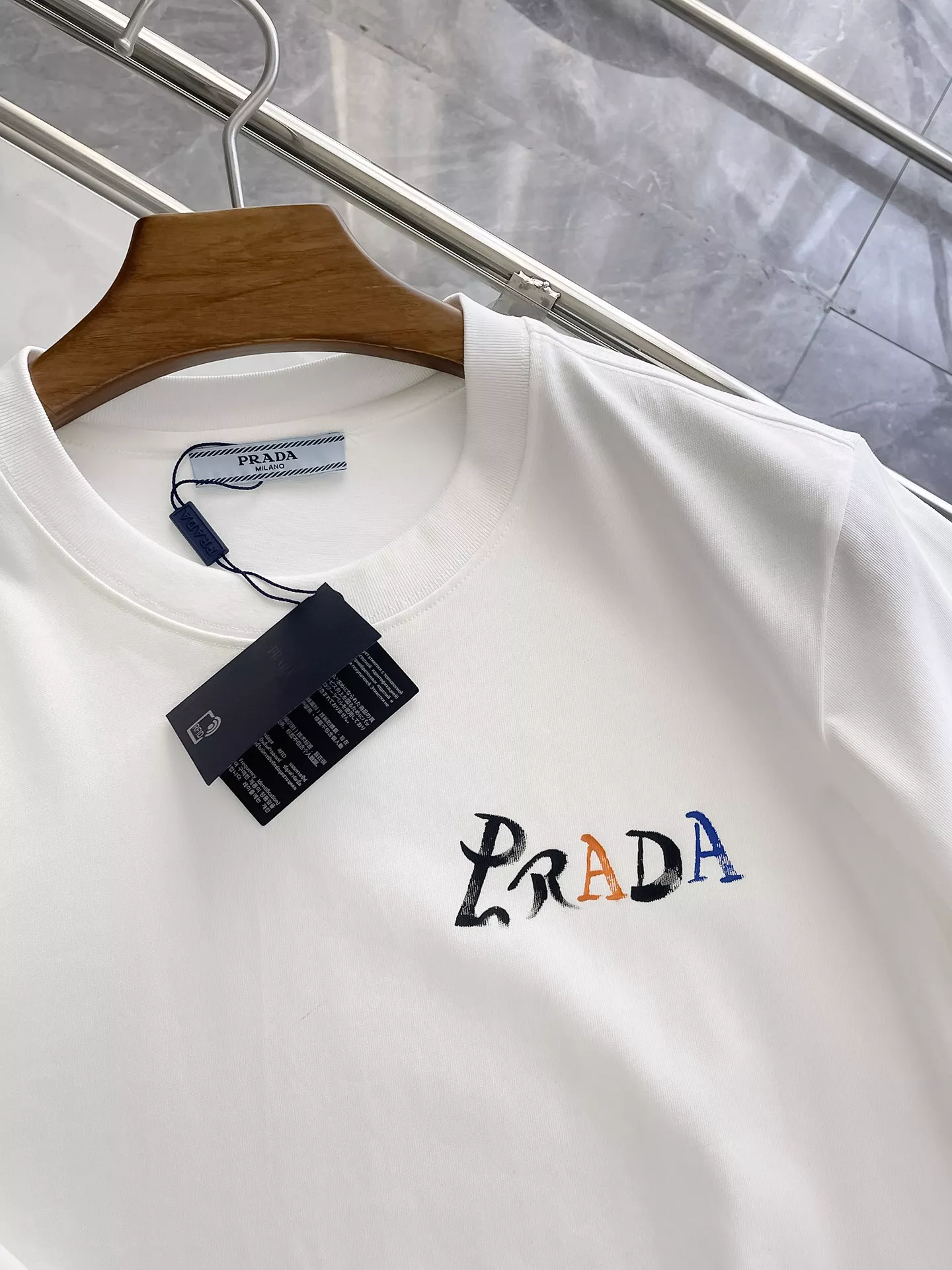 Stylish 5049 Prada T-Shirts Short Sleeved For Men