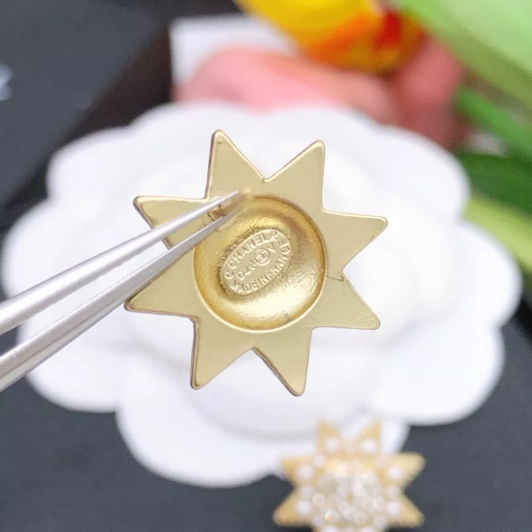 Stylish 5111 Chanel Earrings For Women