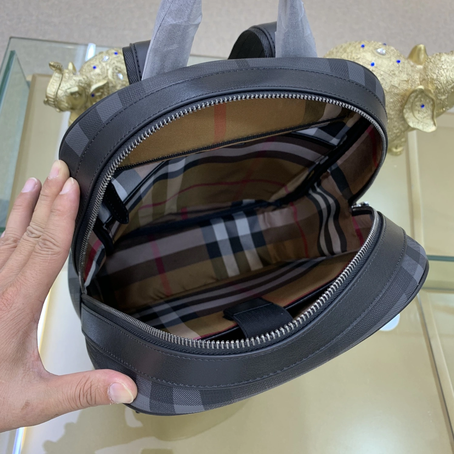 Stylish 5291 Burberry AAA Man Backpacks