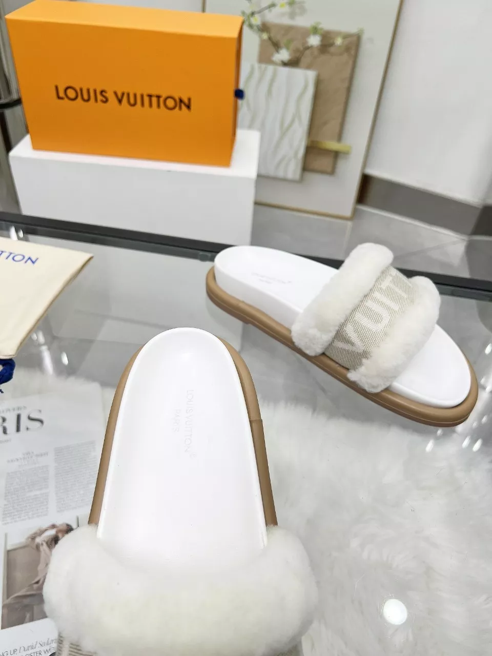 Stylish 5653 Louis Vuitton Slippers For Women
