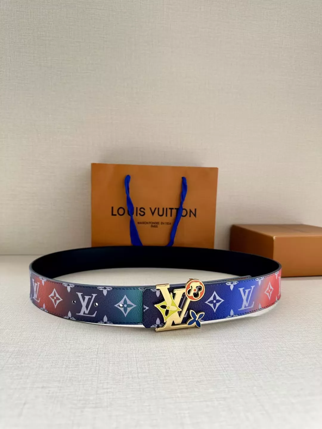 Stylish 5767 Louis Vuitton AAA Quality Belts In 4.0cm For Men