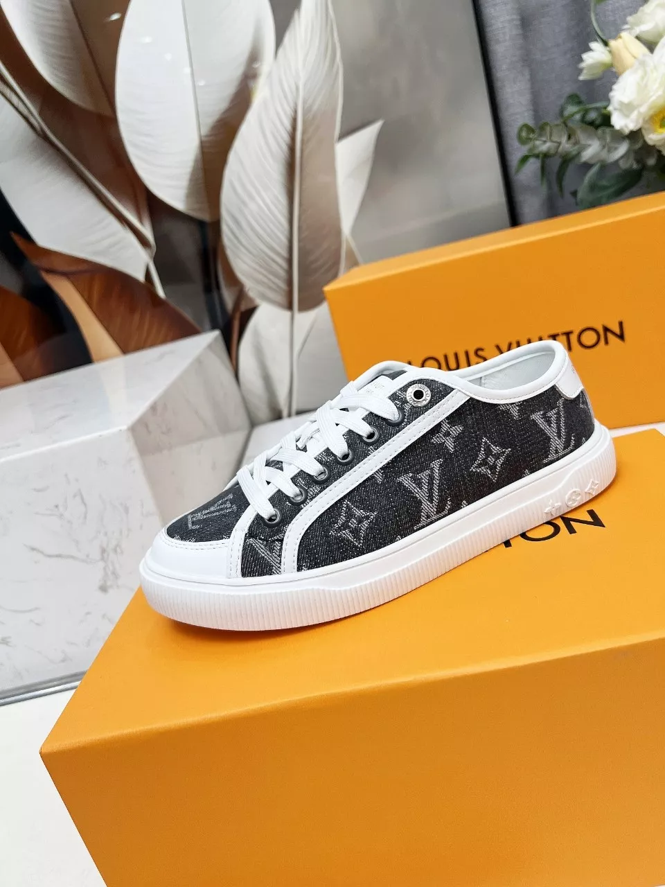 Stylish 5767 Louis Vuitton Casual Shoes For Women