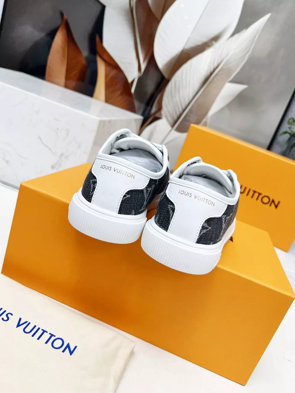 Stylish 5767 Louis Vuitton Casual Shoes For Women