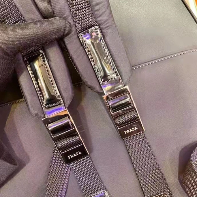 Stylish 5817 Prada AAA Man Backpacks