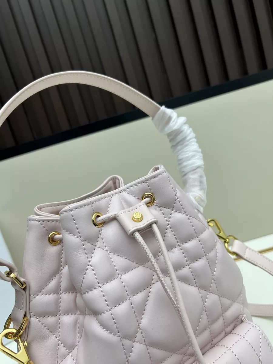 Stylish 6106 Christian Dior AAA Quality Messenger Bags For Women