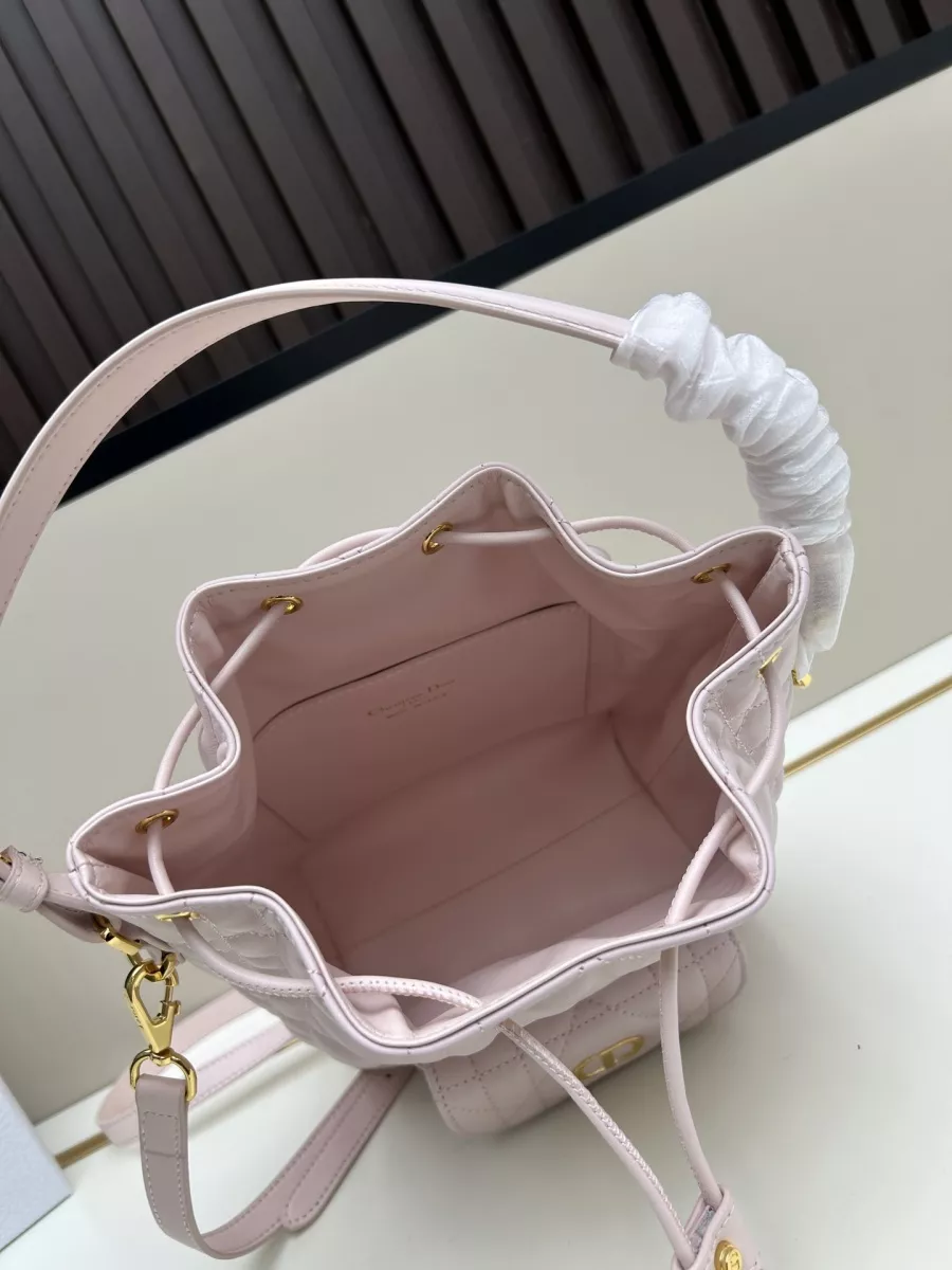 Stylish 6106 Christian Dior AAA Quality Messenger Bags For Women