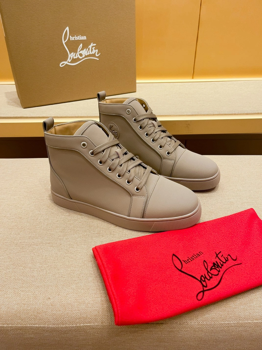 Stylish 6115 Christian Louboutin High Top Shoes For Men