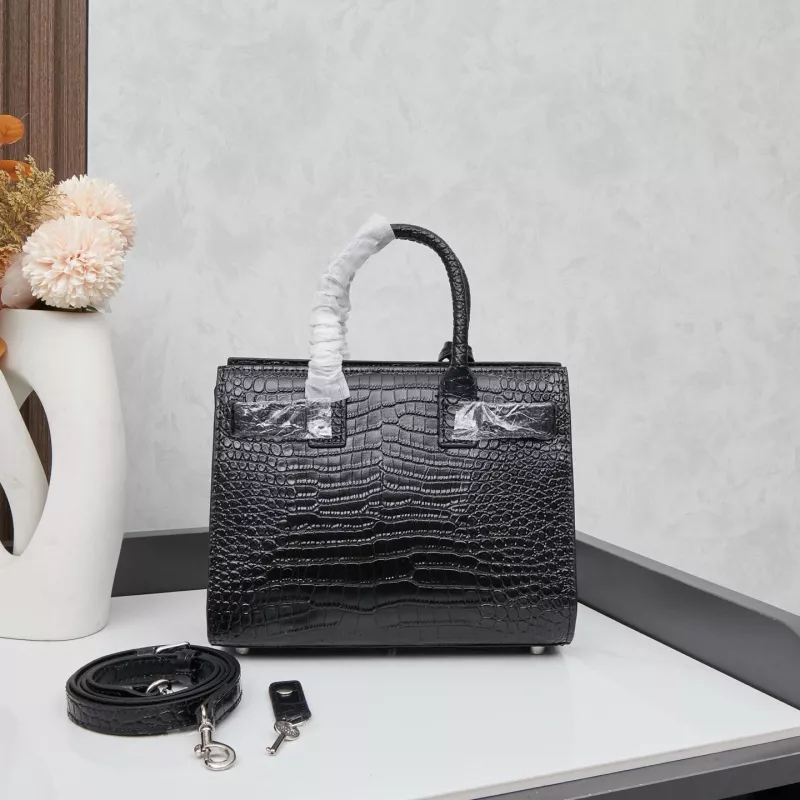 Stylish 6204 Yves Saint Laurent AAA Quality Handbags For Women