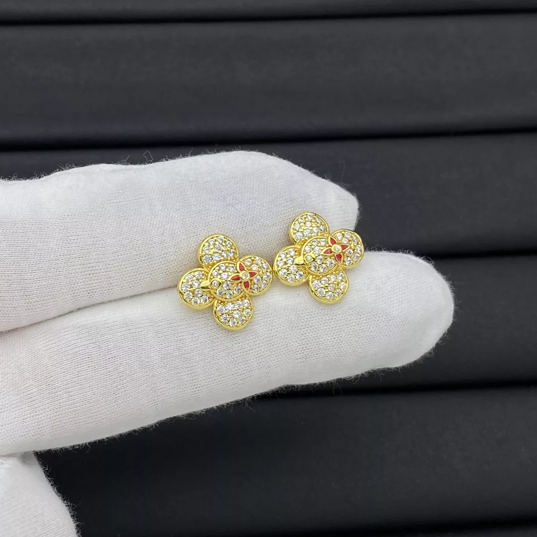 Stylish 6292 Louis Vuitton Earrings For Women
