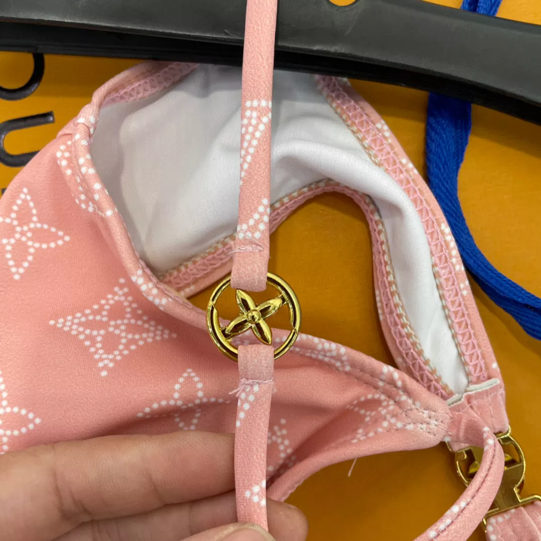 Stylish 6353 Louis Vuitton LV Bathing Suits For Women