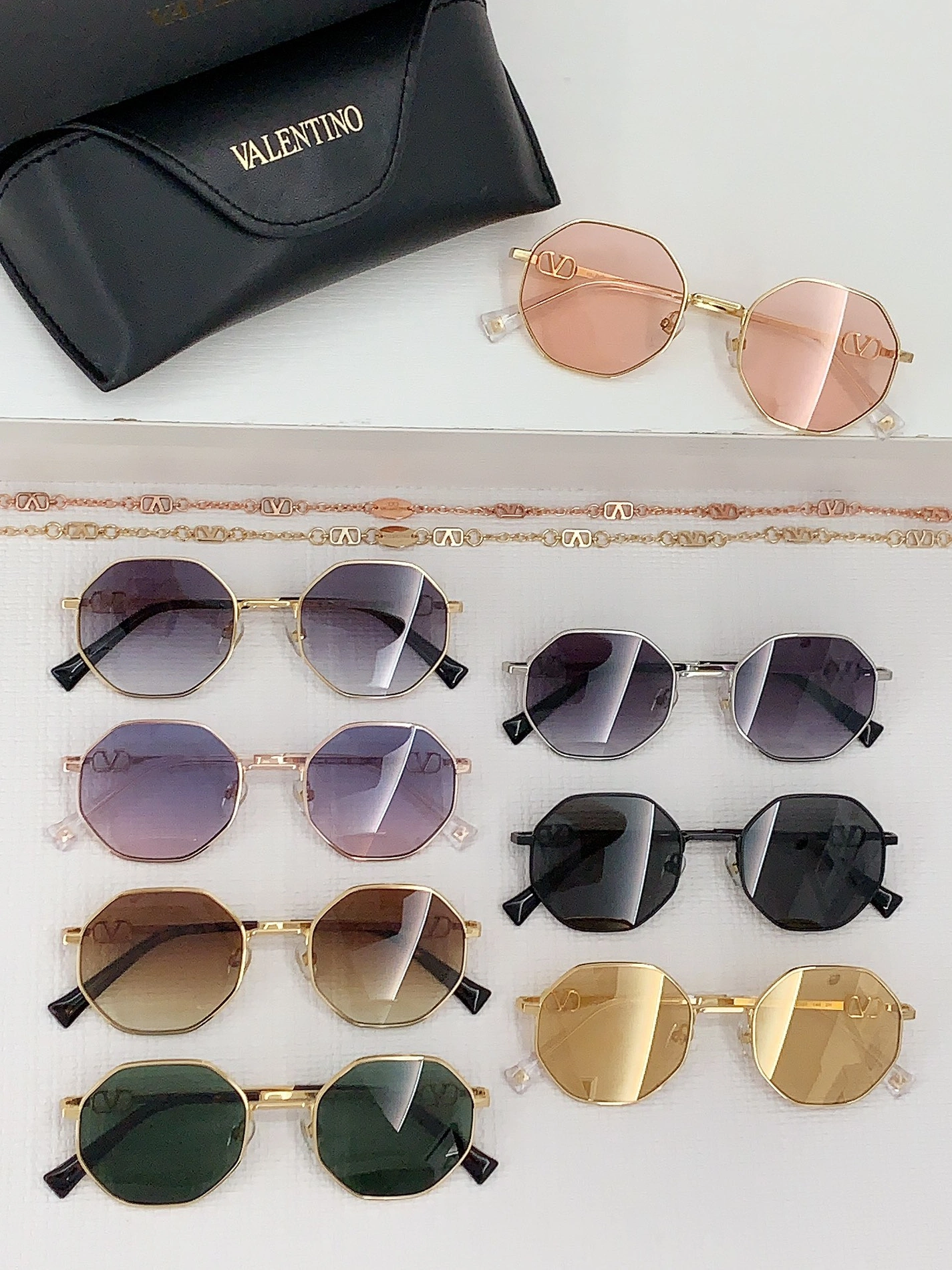 Stylish 6426 Valentino AAA Quality Sunglasses