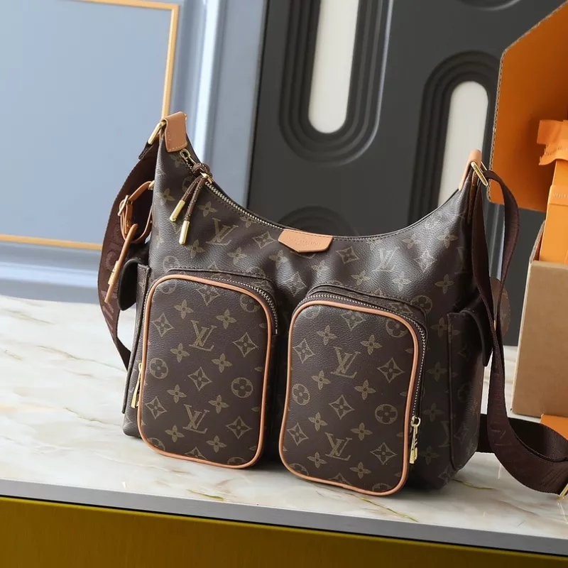 Stylish 6524 Louis Vuitton AAA Quality Messenger Bags For Women