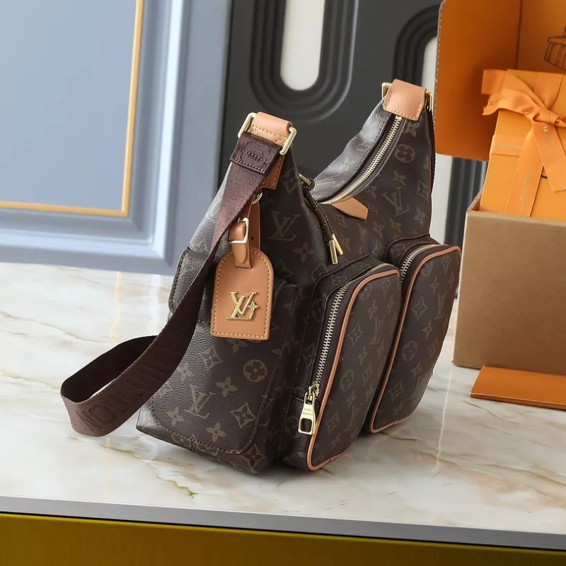 Stylish 6524 Louis Vuitton AAA Quality Messenger Bags For Women