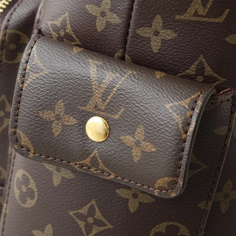 Stylish 6524 Louis Vuitton AAA Quality Messenger Bags For Women