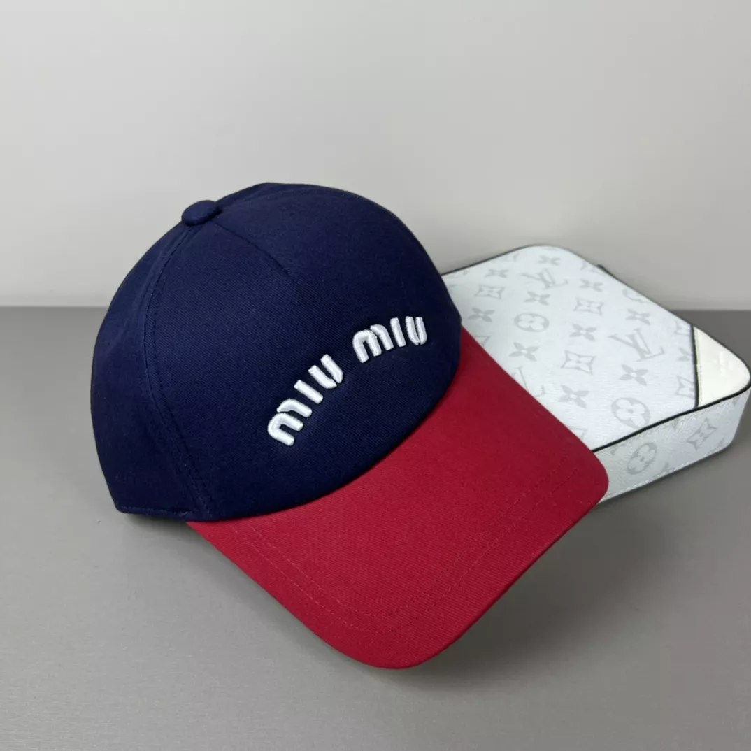 Stylish 6531 MIU MIU Caps