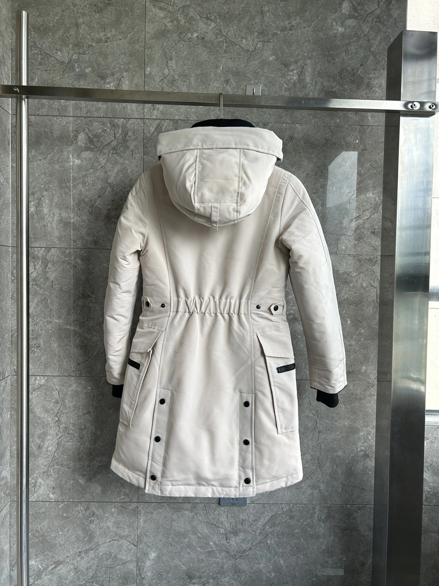 Stylish 6557 Canada Goose Down Feather Coat Long Sleeved For Women