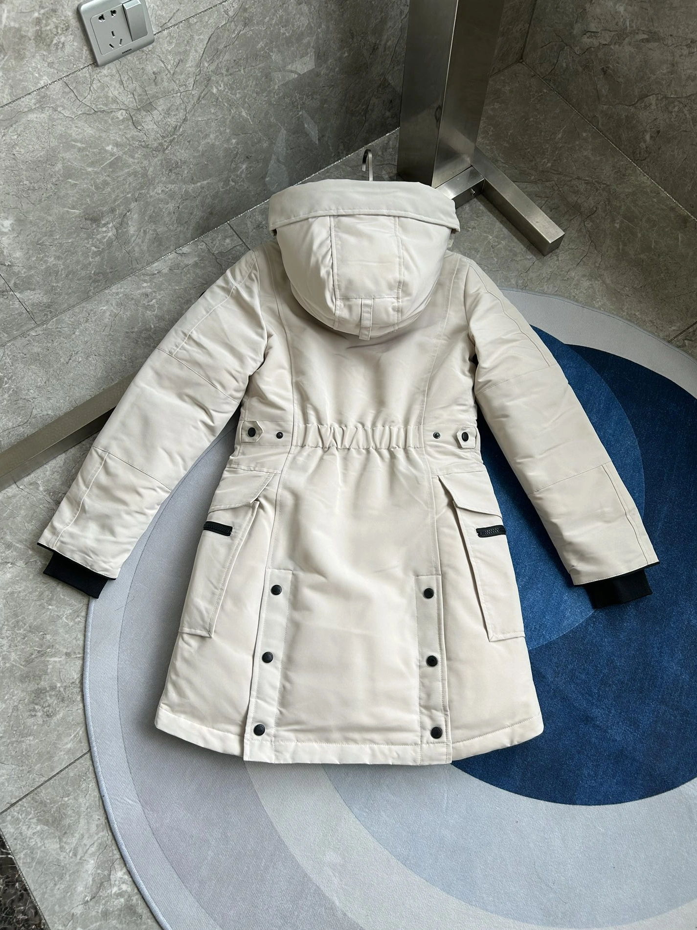 Stylish 6557 Canada Goose Down Feather Coat Long Sleeved For Women