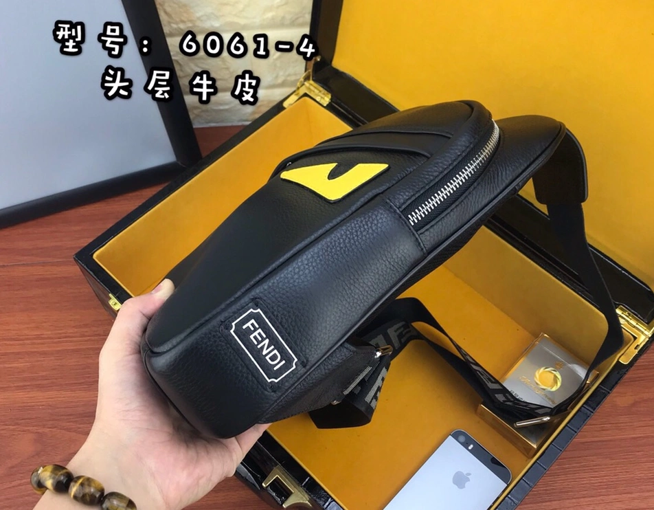 Stylish 6604 Fendi AAA Man Messenger Bags