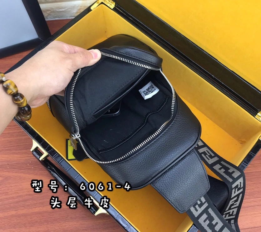 Stylish 6604 Fendi AAA Man Messenger Bags