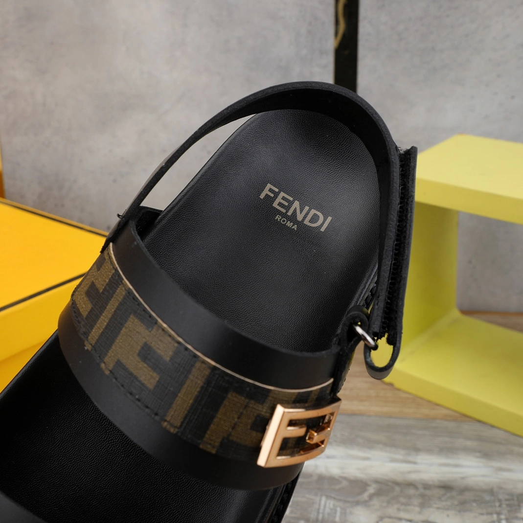 Stylish 6685 Fendi Sandal For Men