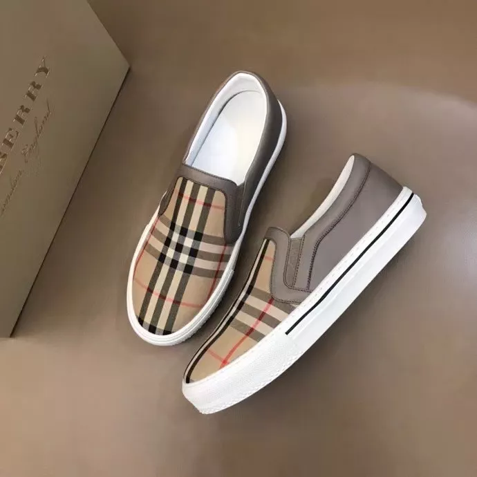Stylish 675 Burberry Casual Shoes For Men