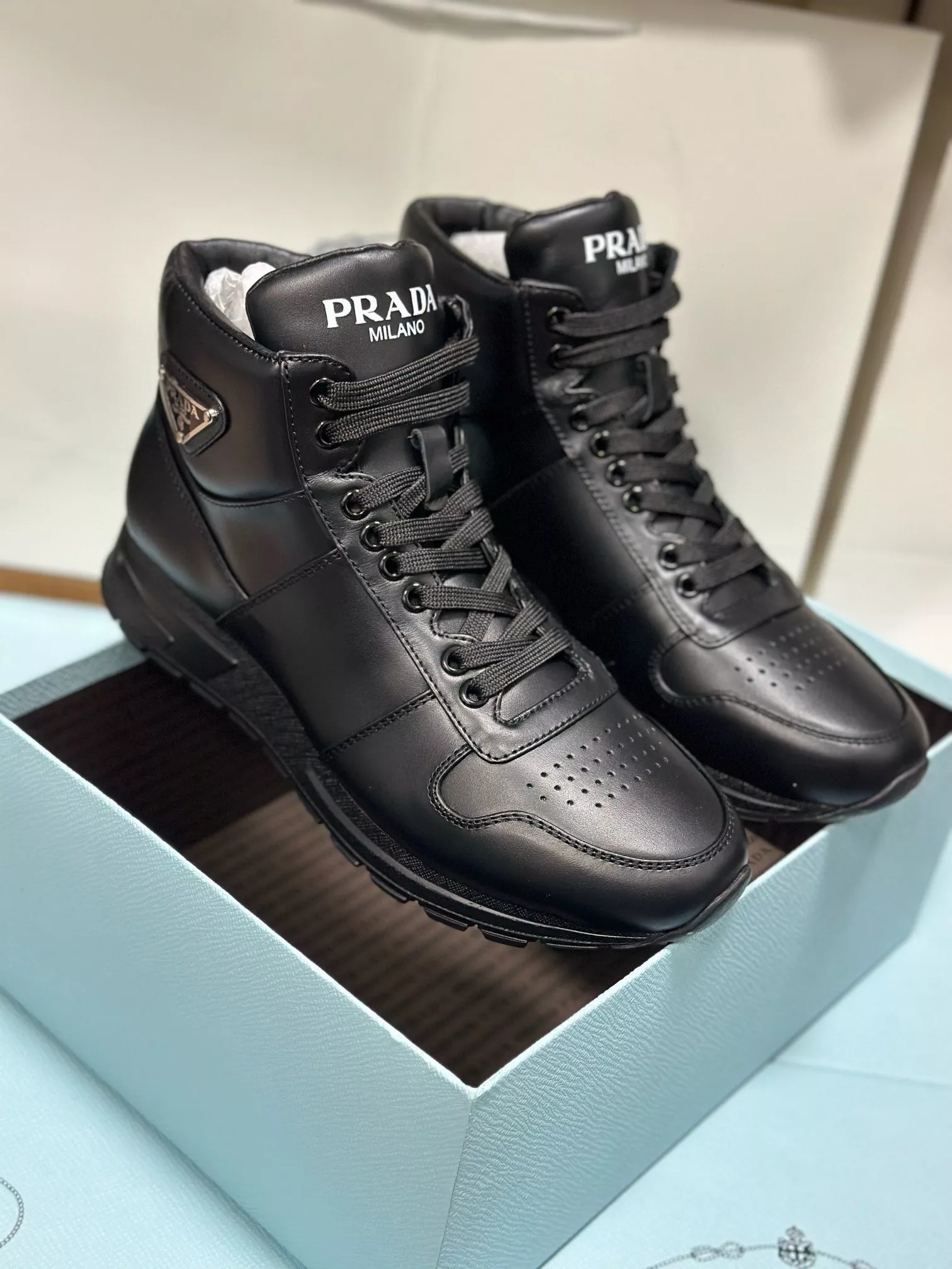 Stylish 6772 Prada High Top Shoes For Men