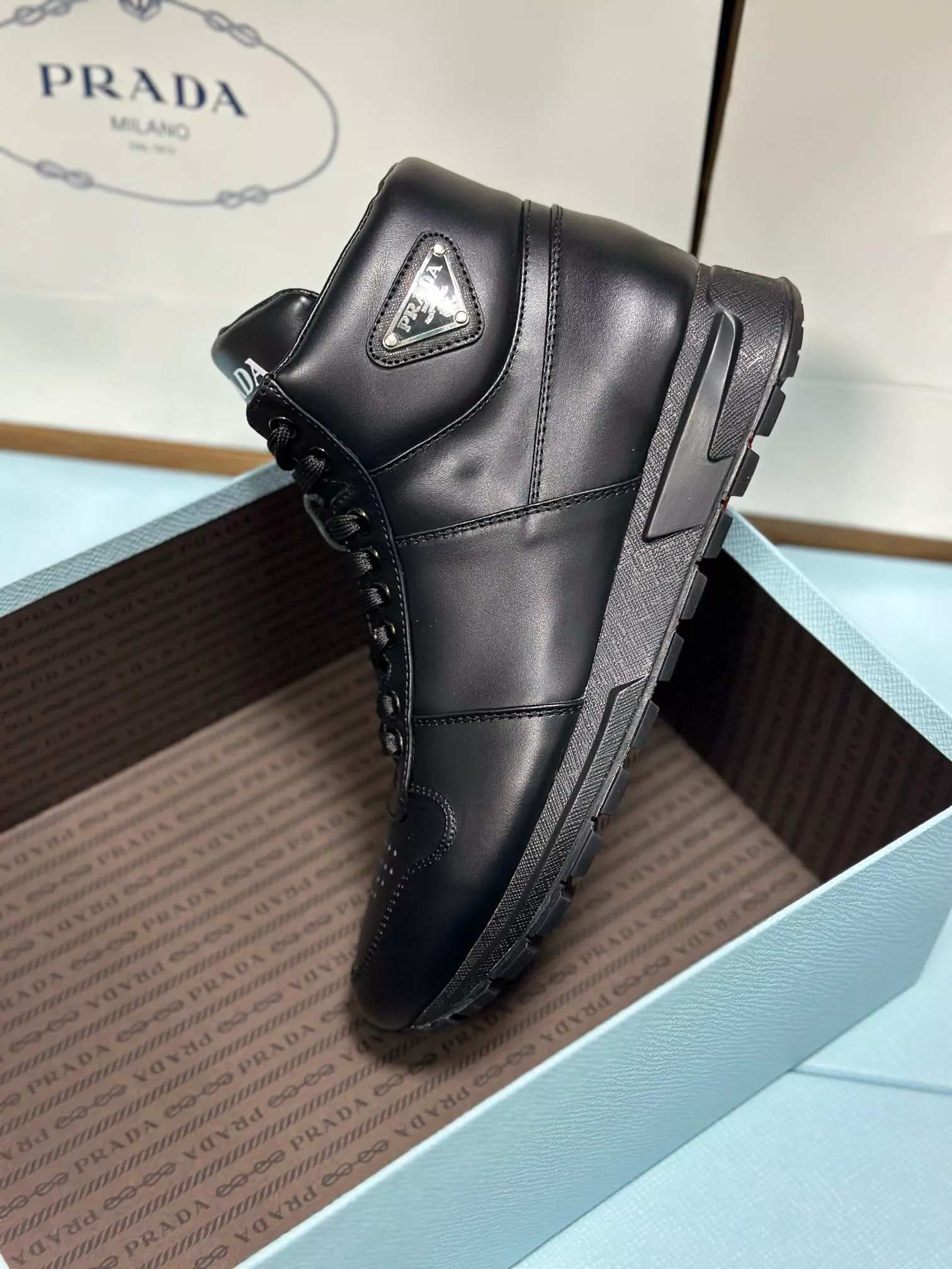 Stylish 6772 Prada High Top Shoes For Men