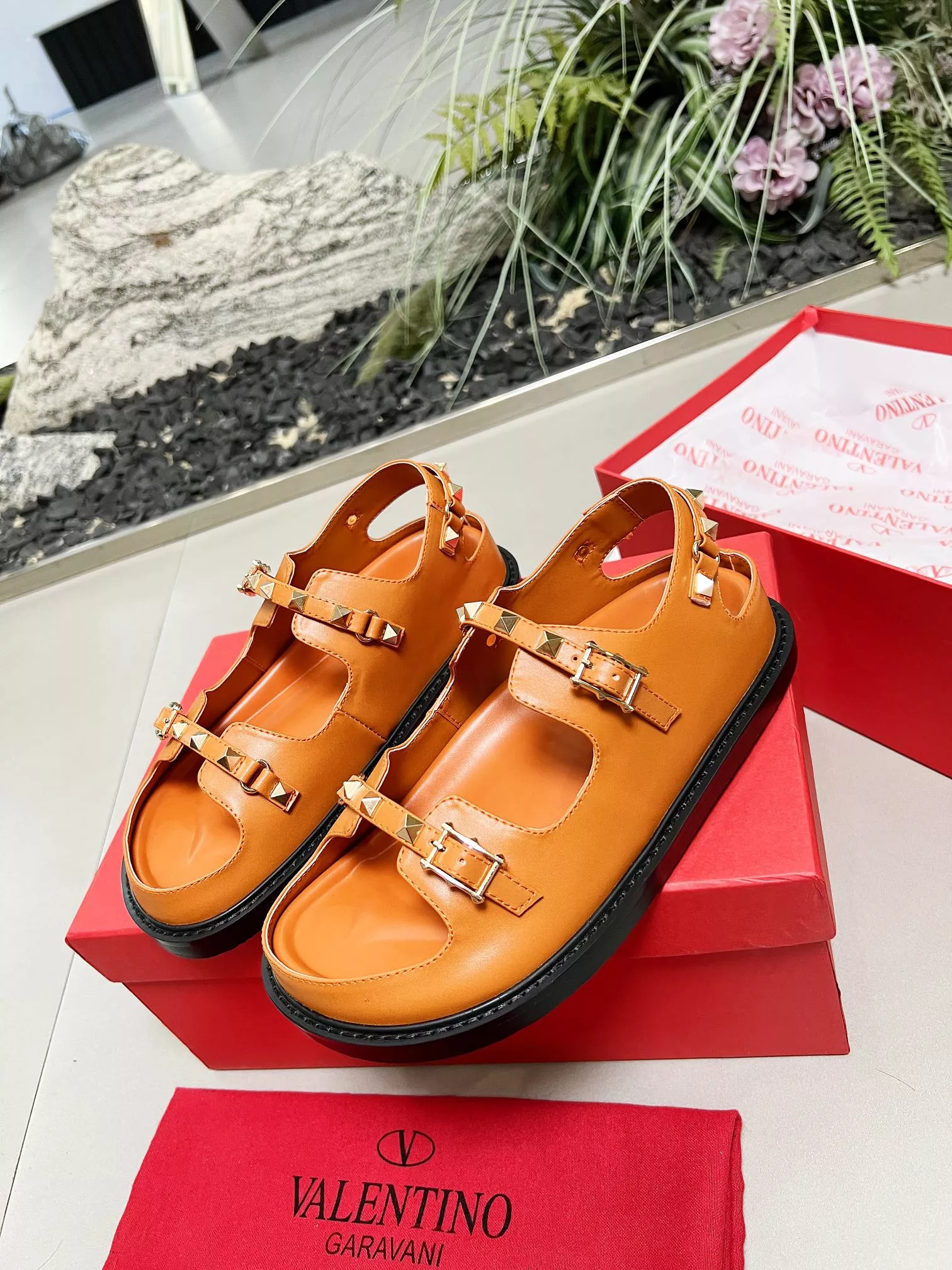 Stylish 6775 Valentino Sandal For Women