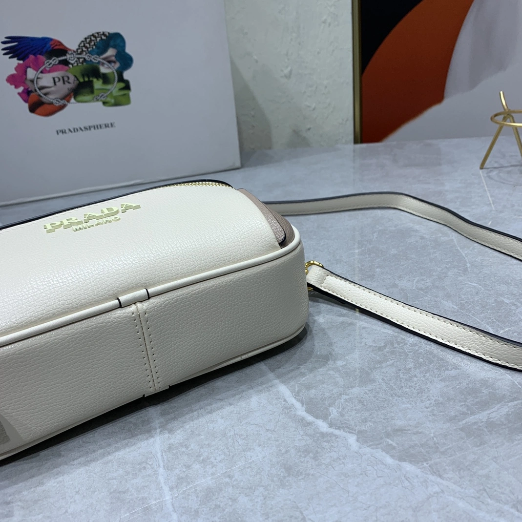 Stylish 6794 Prada AAA Quality Messenger Bags For Women