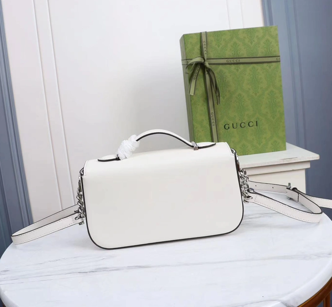 Stylish 6810 Gucci AAA Quality Messenger Bags For Women