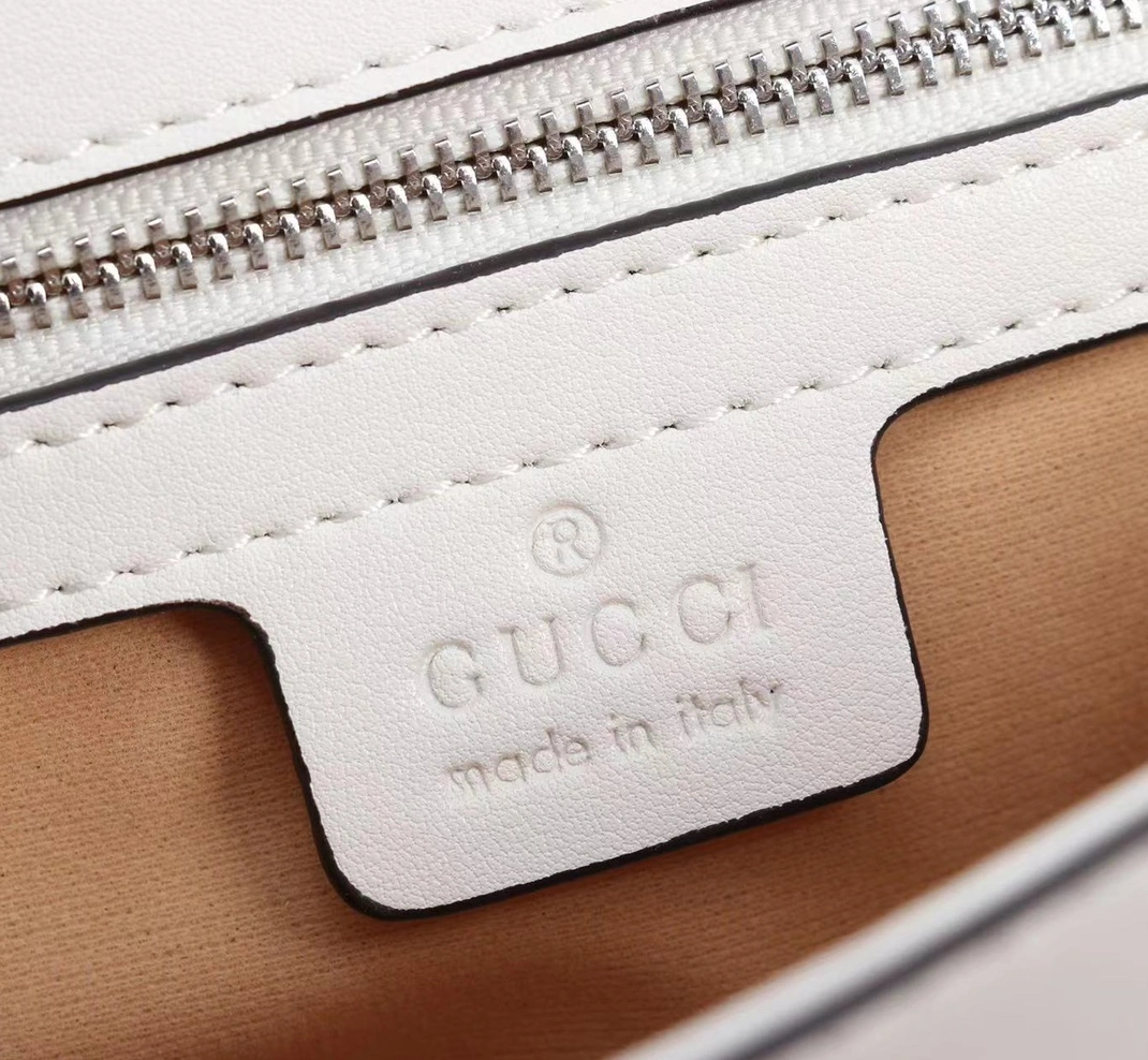 Stylish 6810 Gucci AAA Quality Messenger Bags For Women