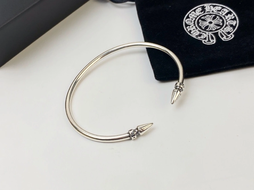 Stylish 6944 Chrome Hearts Bracelet For Women